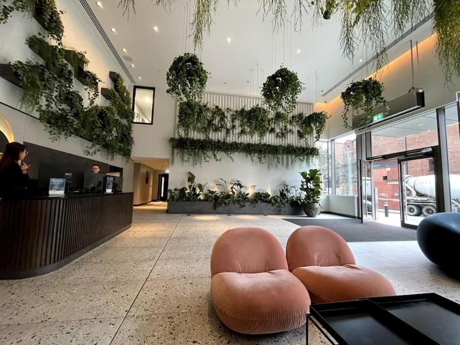 Modern City Flat With Gym & Spa Apartment Manchester Exterior photo